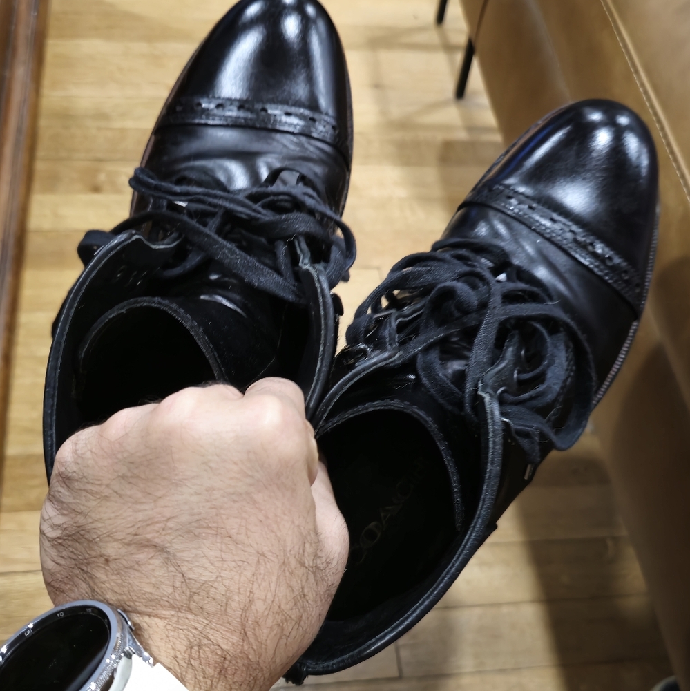 Coach Men's Bleecker Cap-Toe Boots (size 11)